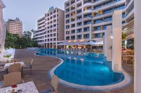 Hotelul dune din sunny beach, construit in 2004 si renovat in 2013, este una dintre cele mai luxoase unitati de cazare din bulgaria. Globus Hotel Sunny Beach Sunny Beach Bulgaria Sejururi Din