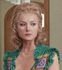 File:Barbara Bouchet in The Red Queen Kills Seven Times (1972) (cropped)  (2).jpg