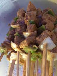 تتبيلة شيش طاووق الدجاج بالصور من dudeeta recipe food vegetables asparagus