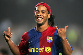 Ronaldinho spent four seasons at fc barcelona, lighting up the camp nou with his dazzling skills and incredible goals. Ronaldinho The Joy Of Soccer Tomas Elias Gonzalez Benitez Sport Business Desde Venezuela