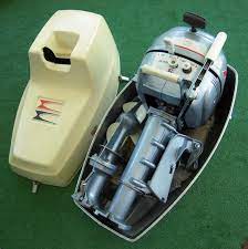 1967 3hp Evinrude Folding Outboard Motor I Haven T Tried Mine Like This Out Yet Outboard Motors Outboard Boat Motors Outboard
