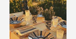 Find the perfect summer dinner party stock illustrations from getty images. Summer Dinner Parties Are On The Horizon Here S How To Plan One Safely
