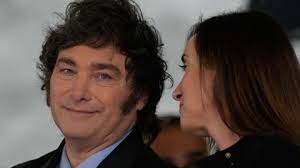 Fotógrafos mostram pormenores de 15 lojas do Funchal — DNOTICIAS.PT