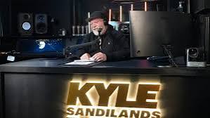 Pauline Hanson backs Kyle Sandilands as the PM hangs up