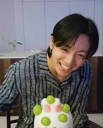 It's Trisha Day I mean my Birthday 💜💚✨️ Many Taekooker Friends wish me  today 😘 Today I turn into 20 year old my teens end 🤭officially I'm 20 my  Taekookie army's 🥰