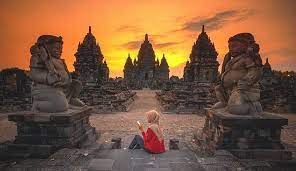 The first mention of prambanan was in the syiwagrha inscription (856ad). Kemegahan Candi Sewu Yang Sembunyi Di Prambanan Tak Kalah Indah Dari Borobudur