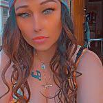 Kristin Lapointe's Instagram, Twitter & Facebook