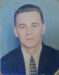 Good day my friends. This is a portrait I did of my father, who passed away  7 years ago. At this time in his life papa was very ill and very close