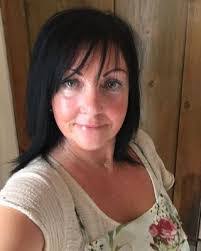 Maxine Carver's Instagram, Twitter & Facebook