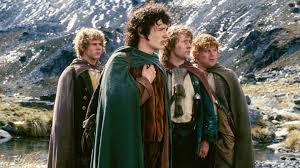 Perdus dans les collines d'emyn muil, frodon et sam découvrent qu'ils sont suivis par gollum, une créature versatile corrompue par l'anneau. Le Seigneur Des Anneaux La Communaute De L Anneau Film En Streaming Hd Sur Papystreaming