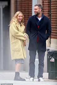 Apr 26, 2021 · trevor lawrence played instagram husband to wife marissa during an outdoor outing ahead of the 2021 nfl draft. Jennifer Lawrence And Husband Cooke Maroney Laugh Like Two Teenagers On A Day Out In New York Daily Mail Oltnews