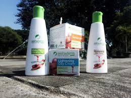 Rp 28.500 30 gr : Aishaderm Kosmetik Halal Dan Terjangkau Dari Ekstrak Buah Kurma Rara Febtarina Indonesian Millenial Mom Blogger Bandung