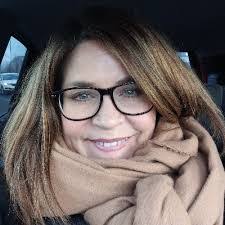 Jane Ramage's Instagram, Twitter & Facebook