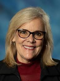 Karen Storie's Instagram, Twitter & Facebook