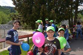 Mai exact, suma este de 42 de ori mai mare comparativ cea din aceeasi luna a anului trecut, potrivit datelor transmise marti de asociatia nationala a agentiilor de turism din romania (anat). Sperantapentrucopii 1 Iunie 2017 Ziua Internationala A Copilului