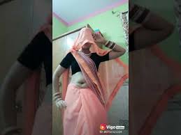 Aunty navel show, aunty navel pic, aunty navel in market. Old Aunty Navel Show Dance In Saree Youtube