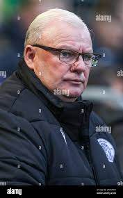 Football steve evans hi-res stock photography and images