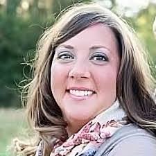 Marci Douglas's Instagram, Twitter & Facebook