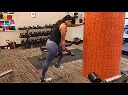The heel does not touch the ground during descent. Dumbbell One Leg Leaning Calf Raise Youtube