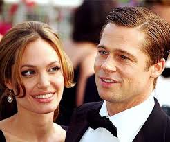 Jolie Hasn\'t Bought Island For Pitt