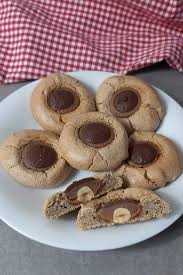Backen Mit Toffifee So Machst Du Weiche Cookies Mit Toffifee Lois Recettesdedesserts En 2020 Cookies Et Biscuits Nutella Maison Recette Dessert