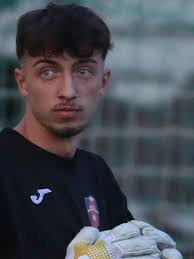 Adrian Muñoz (@adriaan13m)