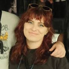 Lindsey Abel's Instagram, Twitter & Facebook