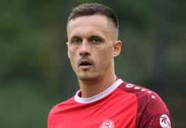 18 Fragen an...: Haarzopf-Legende Marc Enger