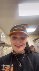 @illusion_heart @loganv0