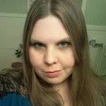 Ashley Heeter's Instagram, Twitter & Facebook