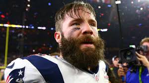Julian edelman's haircut is among the most fashionable in the nfl. Drew Bledsoe Wants Homeless Logger Julian Edelman To Trim His Beard Nesn Com