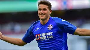 And he is 182cm tall. Santiago Gimenez Renovo Con Cruz Azul Futbol Total
