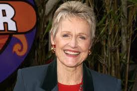 Linda Mcdevitt's Instagram, Twitter & Facebook