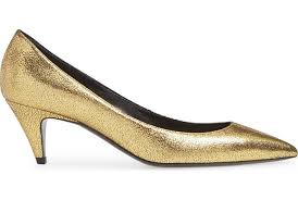 Shop over 1,100 top low heel gold shoes and earn cash back all in one place. 15 Best Kitten Heels 2021 For When You Want To Feel Comfy Yet Classy