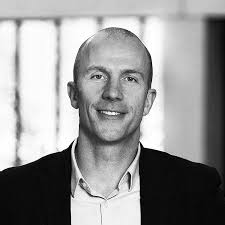 MOBE CEO And Leadership: Executives and Demographics