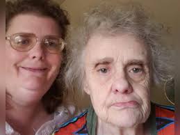 Doris Eileen Dickinson's Memorial Website