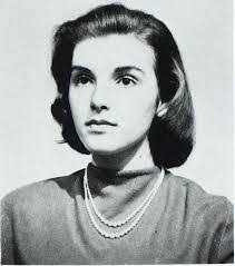 Nancy Goforth's Instagram, Twitter & Facebook