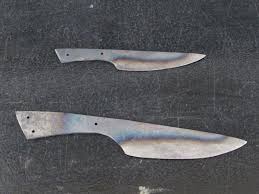 Okie, i talked about that big drop in the knife between the blade and the handle. Crooked Path Forge
