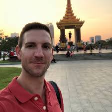 Sunday Mail, "Scott, the slum dump millionaire"