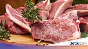 Kebanayakan penjual sop kambing akan menambahkan iga sebagai tambahan daging, tujuannya adalah penambah. Ini Cara Ampuh Hilangkan Bau Prengus Pada Daging Kambing