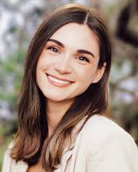 Lauren Adcock's Instagram, Twitter & Facebook