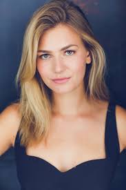 Maggie Callahan's Instagram, Twitter & Facebook