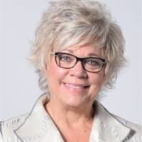 Pam Cowles's Instagram, Twitter & Facebook