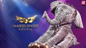 Zwei enthüllungen gab es bereits: Schrage Kostume Masked Singer Austria Weintraube Und Germknodel Krone At