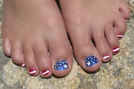 I rarely paint my fingernails or toenails unless it's a special occasion. I Had So Much Fun Painting My Daughter S Toe Nails Toe Nails Hair And Nails Toe Nail Designs