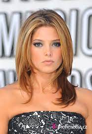 Ashley Greene Hairstyle Easyhairstyler Layered Haircuts For Medium Hair Diamond Face Hairstyle Diamond Face Shape Celebrities