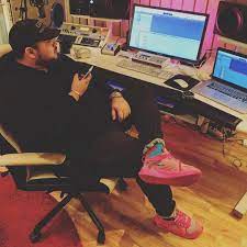 Det här är en sommardröm för hela familjen med kritvita stränder, spännande utflykter och inte minst tre kvällar i skärgården ombord på vårt fulladdade kryssningsfartyg viking cinderella. Anis Don Demina Rosa Skor Idgaf Shurdalife Facebook