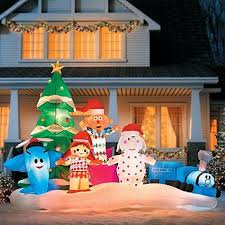 Misfit Toys Christmas Decorations Inflatable Outdoor Chr Inflatable Christmas Decorations Outdoor Inflatable Christmas Decorations Christmas Yard Decorations
