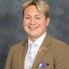 Alex Childers's Instagram, Twitter & Facebook