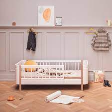 The w5 report on the investigation airs on saturday april 14, 2018 and is available online. Oliver Furniture Wood Mini Juniorbett Weiss Eiche 68x162 Cm Engel Bengel Onlineshop